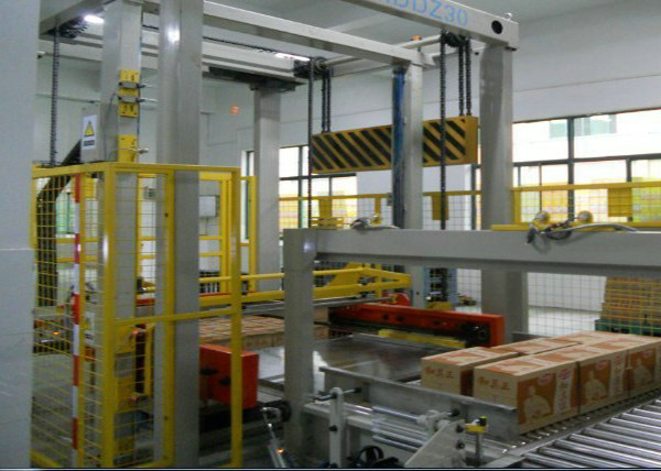 PLC Controlled Automated Palletizer Touch Screen Operation High Automation